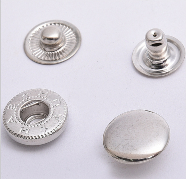 Factory direct sales of 1.2cm metal four-piece buckle 633 silver buttons. Large quantity available at favorable prices details Picture