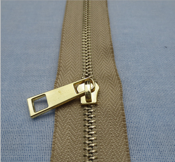 软胶头卡通/双截棍黑白点/包包拉链配件/亚克力花片/特大号链条扣塑料产品图