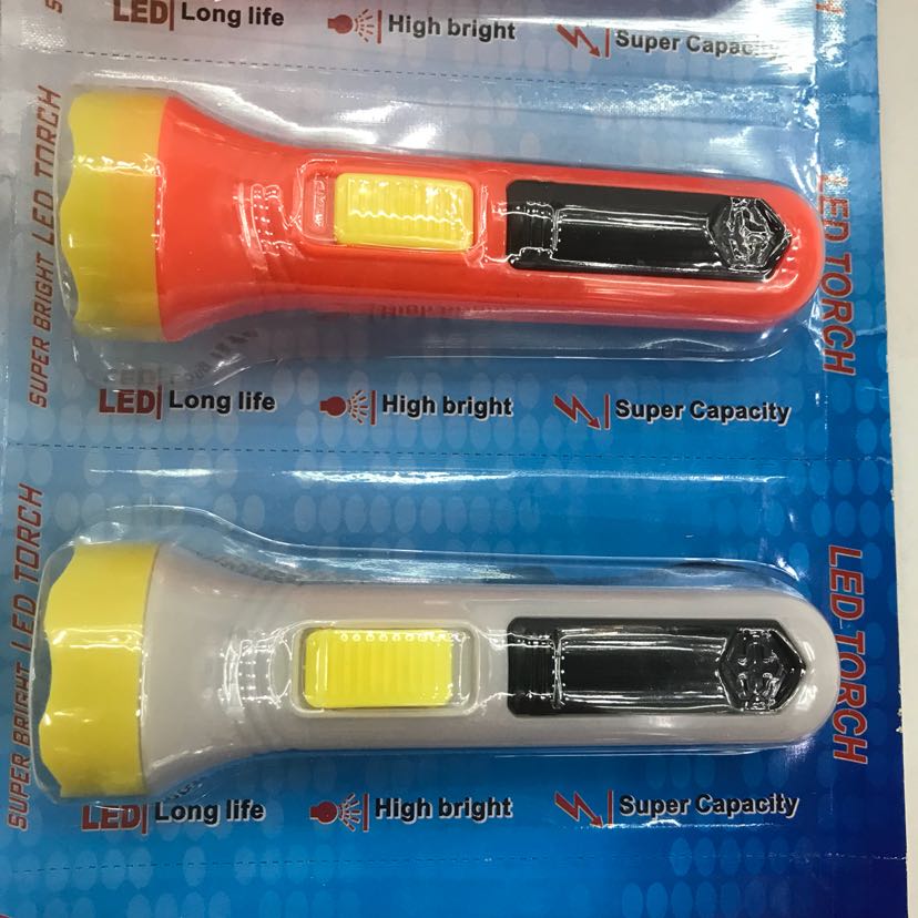 Model 108 LED plastic small flashlight details Picture