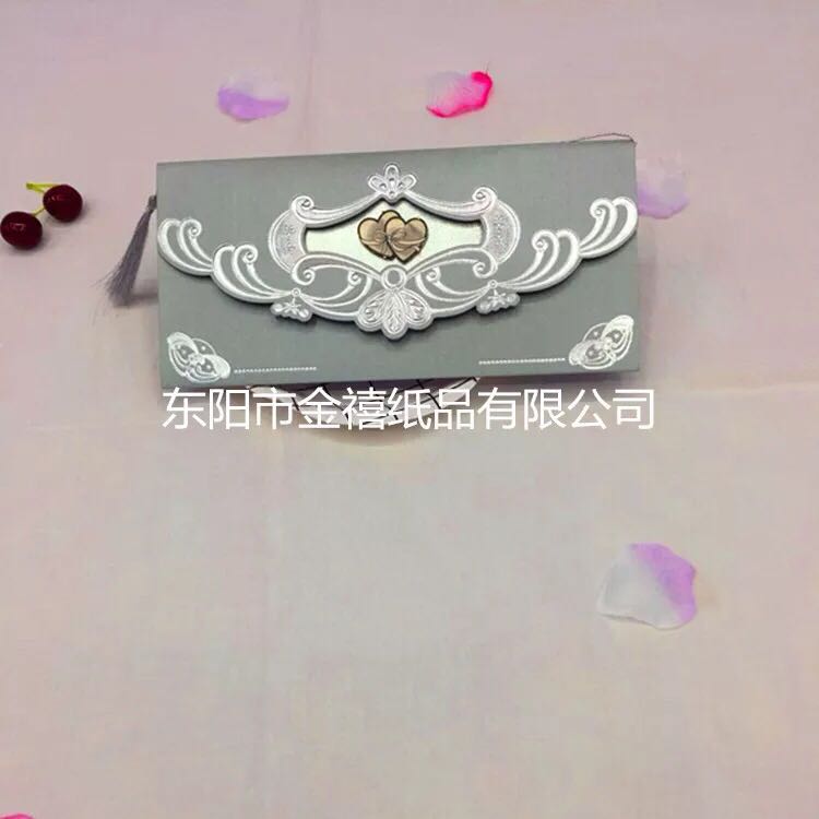 Long and sweet heart-shaped high-end gilded wedding invitations/banquet invitation letters, factory direct sales, customization and wholesale Application Scenario