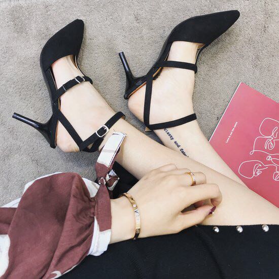 新款大牌时装鞋高跟女鞋细节图