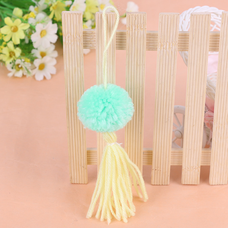 2017新款毛球流苏 韩版流苏毛毛球 钥匙扣/手机壳/饰品配件 批发产品图