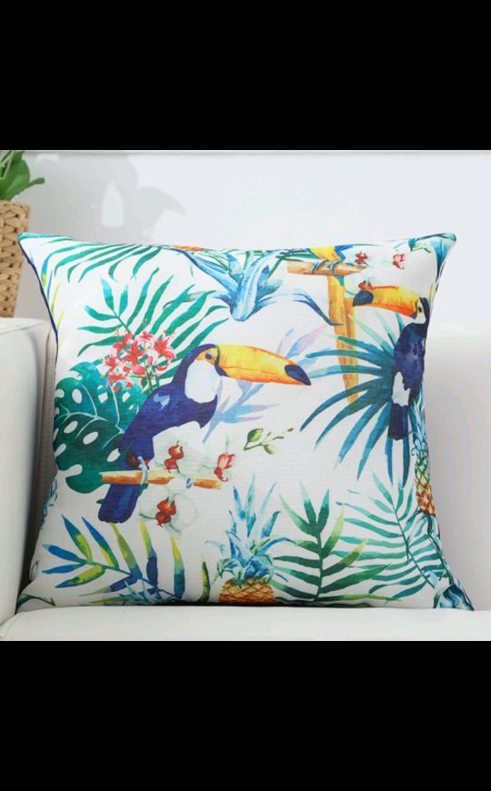 Customized logo linen fabric, super soft flamingo print sofa, car throw pillows, cushion covers and pillowcases based on provided images Specification image