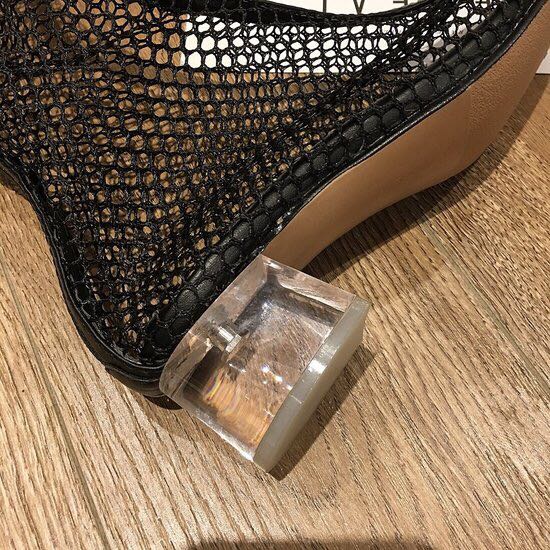 水晶跟个性网鞋女鞋细节图