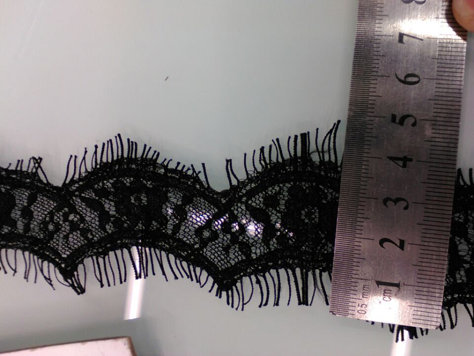 Factory direct sales: Fujian Longxing lace is selling well. 4.5-5 cm eyelashes are always in stock. Item number: 7332 details Picture