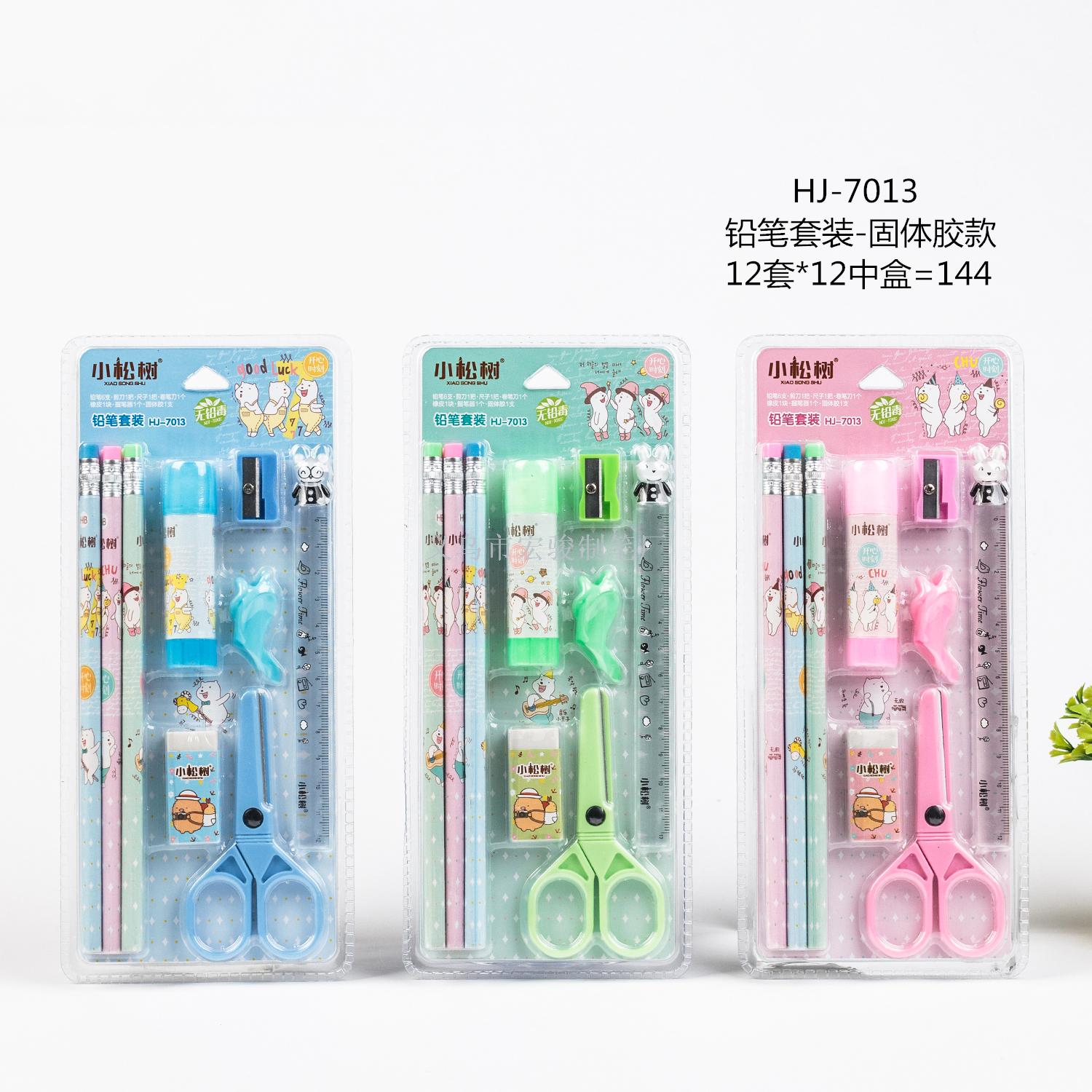 Yiwu buenas mercancías pequeño pino lápiz fabricante propio 12pcs conjunto de lápiz afilador nuevo al por mayor 7013