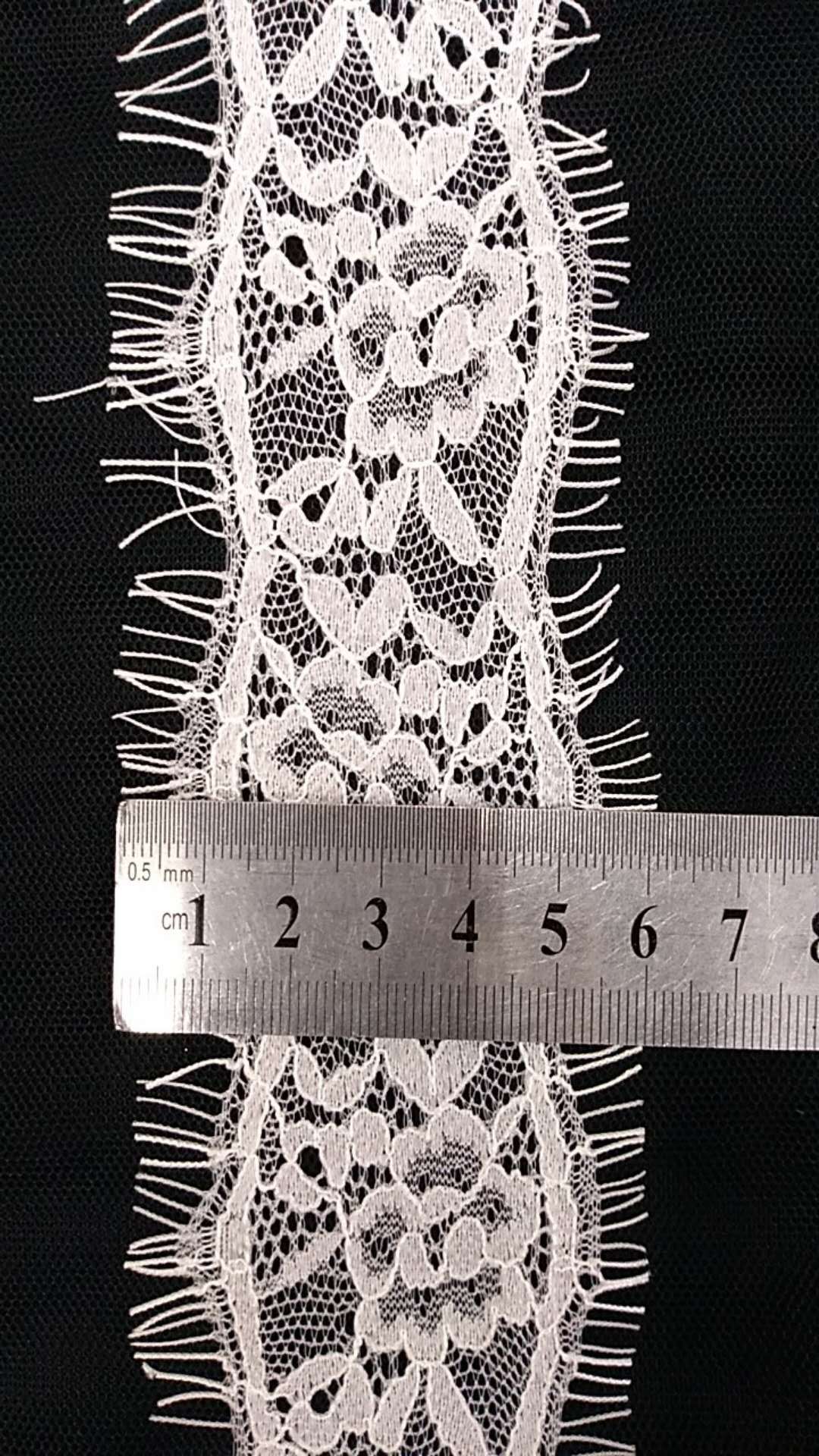 Fujian Longxing Lace Factory Direct Sales, professional warp knitted best-selling eyelashes 6 cm, Product number: 908 Application Scenario
