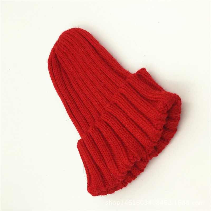2017 Korean-style women's autumn and winter new rolled-up single-color knitted woolen hat, outdoor warm parent-child hat Application Scenario