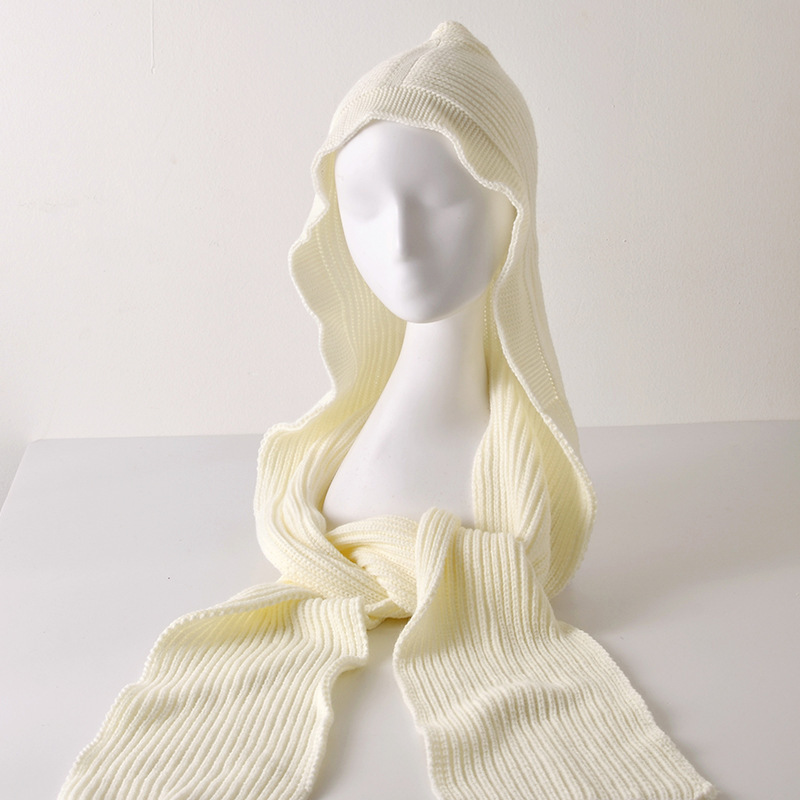 "Hat Lady's Autumn and Winter Parent-Child Joy Ode 2, Qu Xiaoxiao's same style scarf, hat and shawl dual-purpose warm knitted hat. Application Scenario
