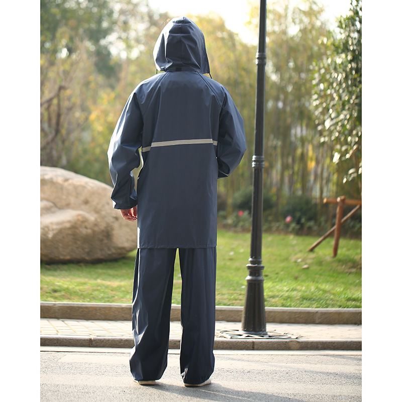 Wholesale and customization of 2018 manufacturer's creative fluorescent split raincoats, outdoor adult reflective raincoats and rain pants sets Application Scenario