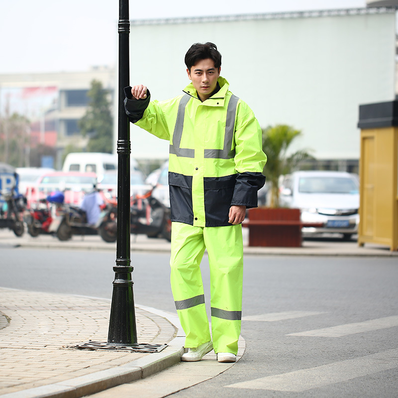 2018 Foreign trade raincoats, adult sets, outdoor reflective strips, work clothes, home daily necessities, rain gear customization and wholesale details Picture