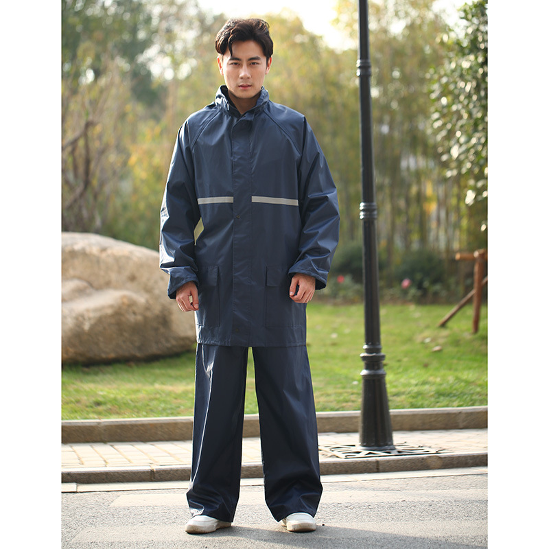 Wholesale and customization of 2018 manufacturer's creative fluorescent split raincoats, outdoor adult reflective raincoats and rain pants sets