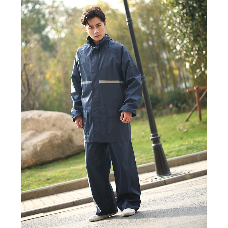 Wholesale and customization of 2018 manufacturer's creative fluorescent split raincoats, outdoor adult reflective raincoats and rain pants sets details Picture