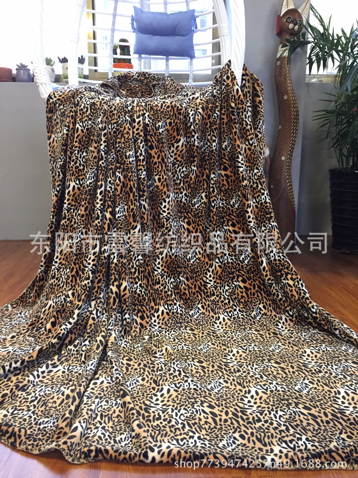 Lei Xin Textile Fleece Ultra Soft Double Compound Blanket Fleece Fleece Blanket Application Scenario