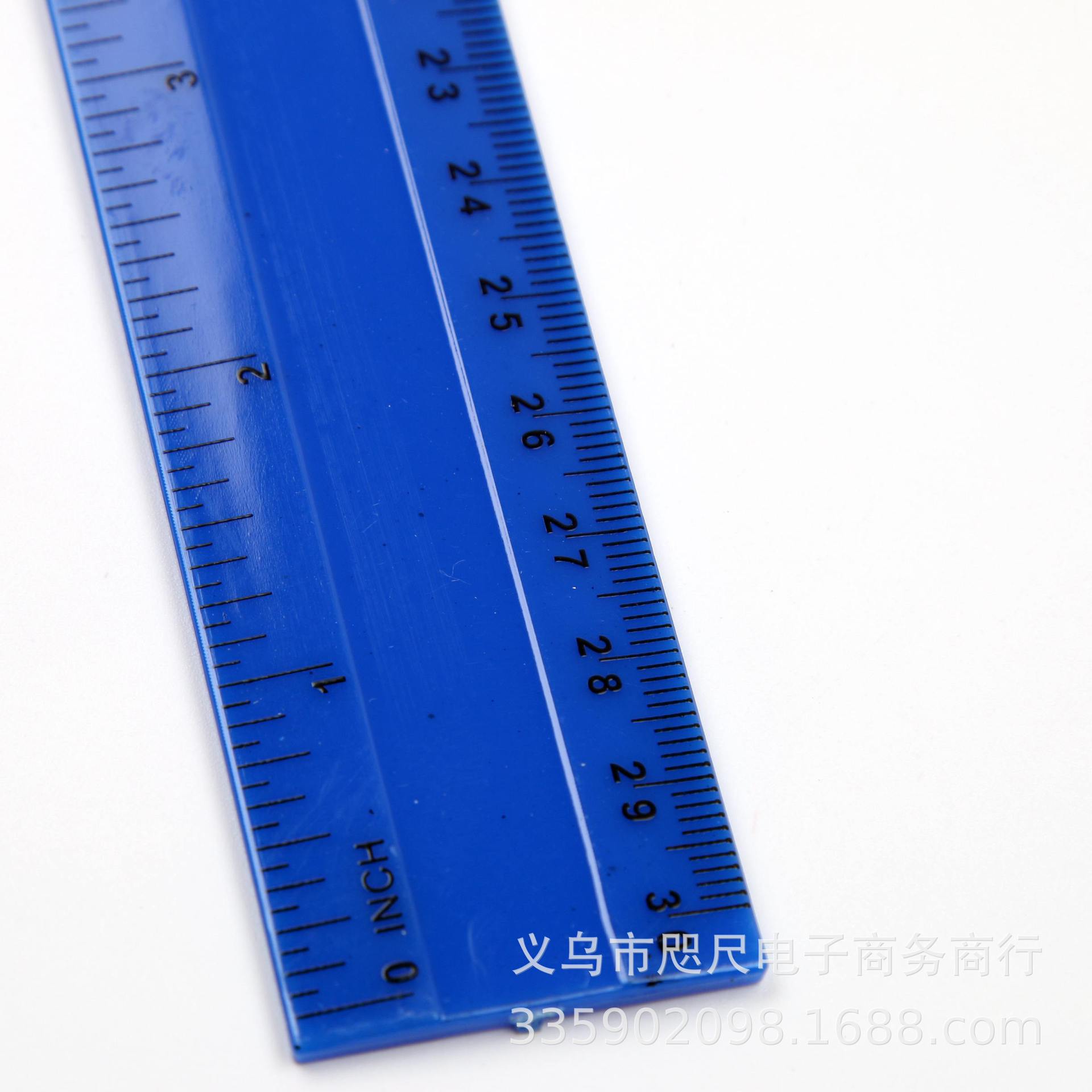 厂家直销多规格PVC塑料尺子定制 测量工具学生文具彩色塑料直尺30产品图