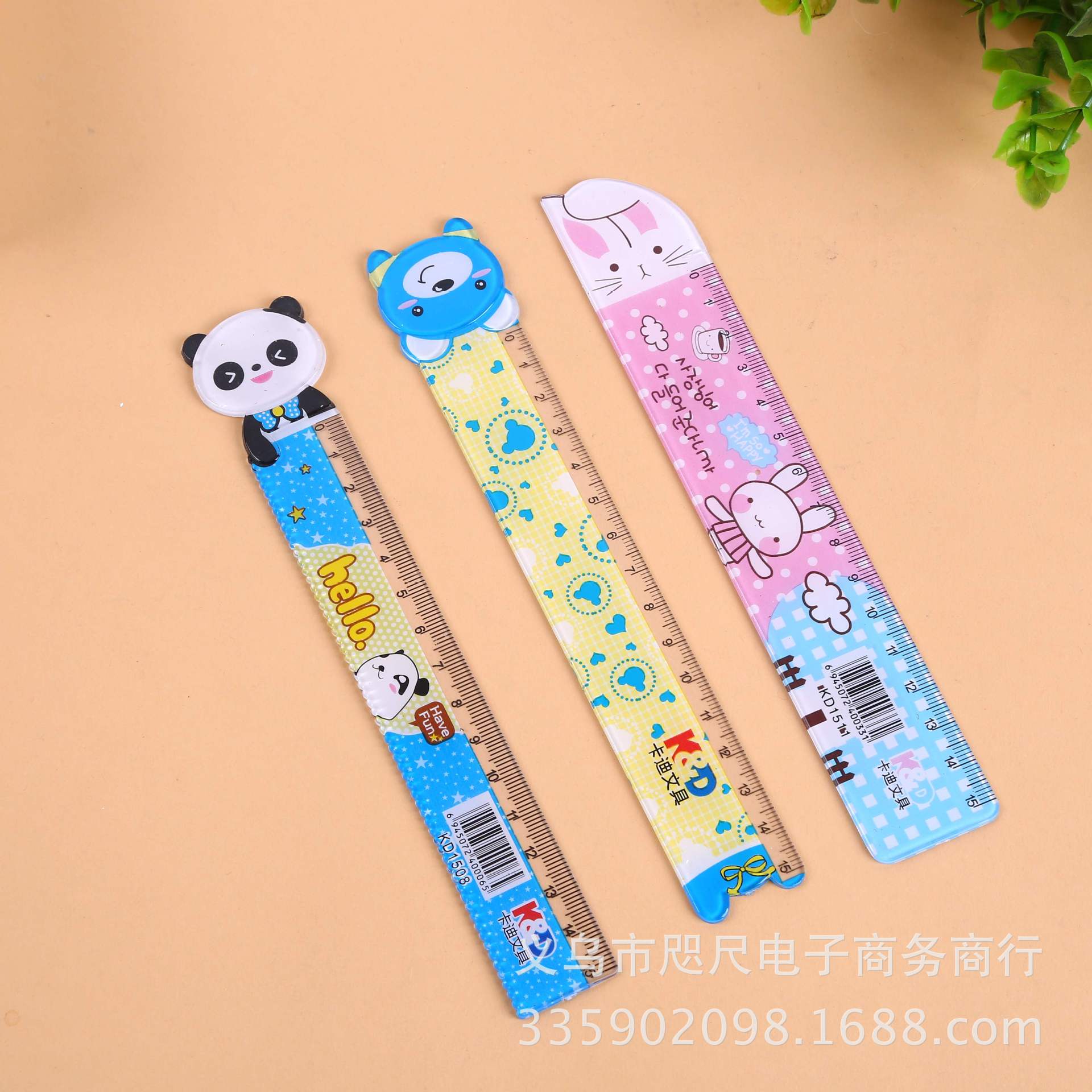 彬斌文具 15cm塑料直尺卡通熊猫图案儿童学习用品测量绘图尺子