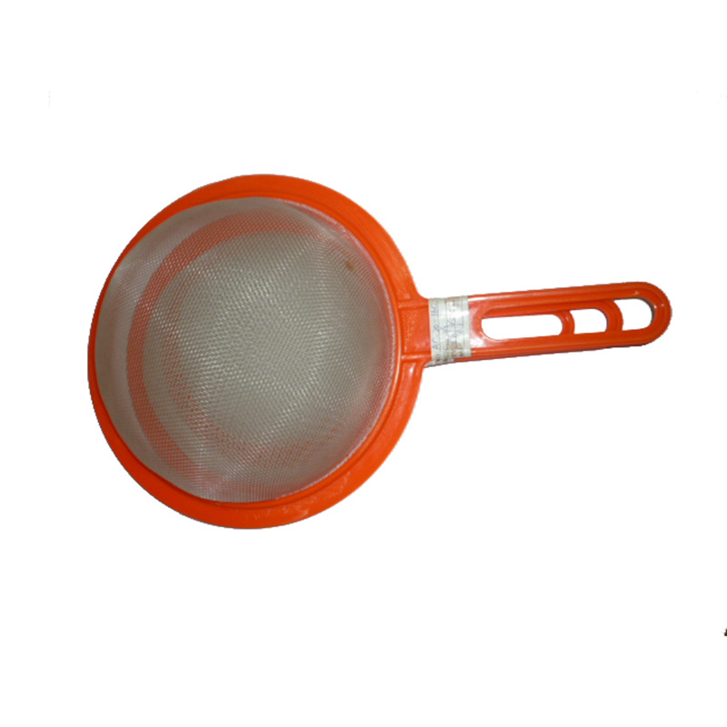 Yachuang large-sized 20cm diameter plastic handle oil filter, oil filter and tea filter screen Application Scenario