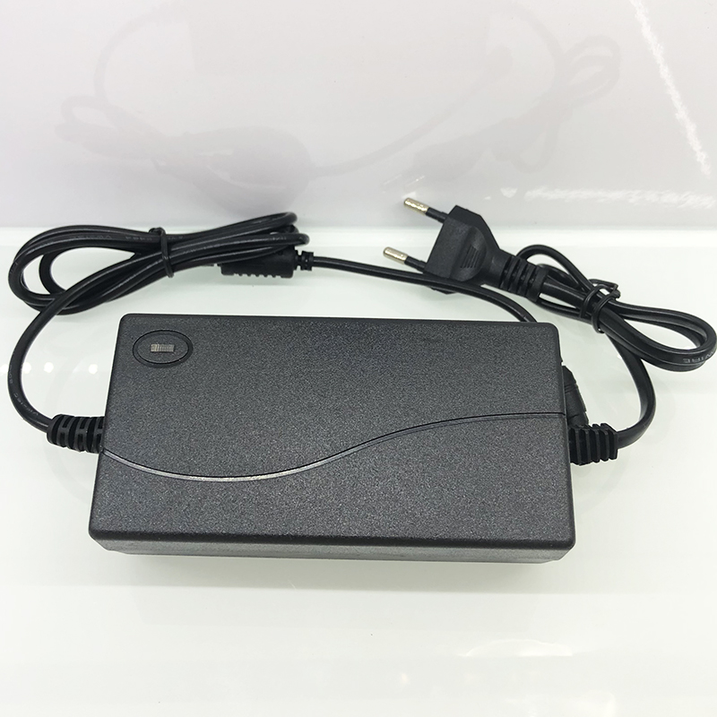 110V-220V 12V2.5aDC 灯带机顶盒小家电音箱电源适配器
