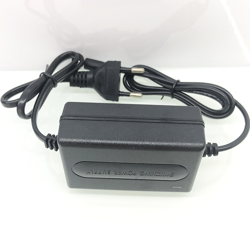 110V-220V 12V2aDC 灯带机顶盒小家电音箱电源适配器产品图