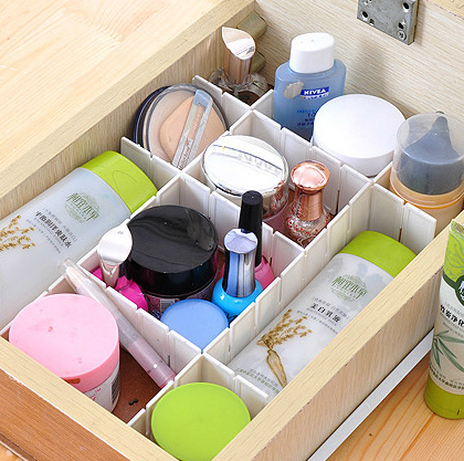 Six-piece plastic drawer organizing partition, freely combinable drawer organizing partition Specification image