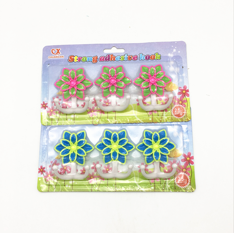 Plastic flower sticky hook Creative flower hanging clothes hook Kitchen living room bedroom sticky hook