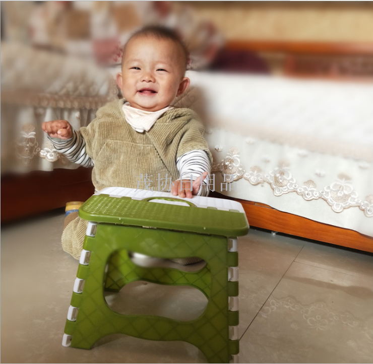 توفير الكراسي القابلة للطي المحاذية للبيئة Specification image