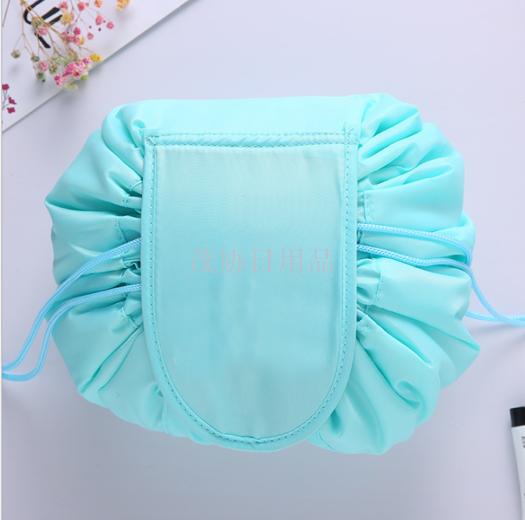 Douyin hot style can pack a lazy person's makeup bag with multi-function drawstring wash bag