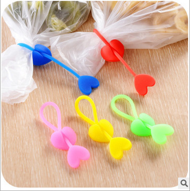 【厂家现货供应】 炫彩爱心环保硅胶捆扎带 食品袋束口捆绑扎带