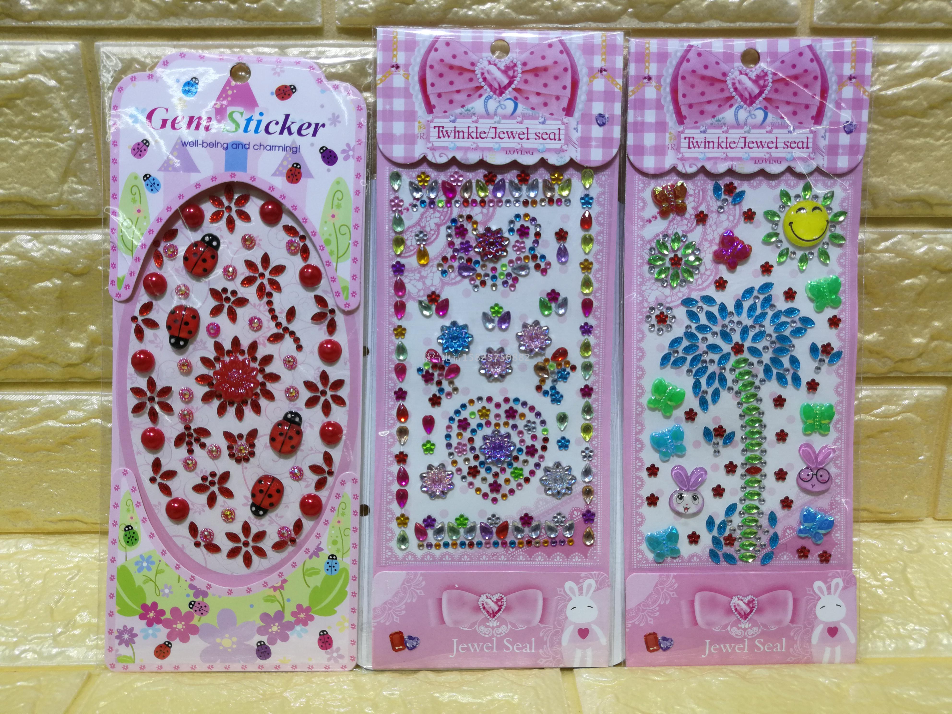 Jiamei Paper Products' creative craft stickers include 12 types of acrylic diamond stickers that can be mixed in batches, children's diamond stickers, DIY crystal stickers, and gemstone decorative stickers Application Scenario