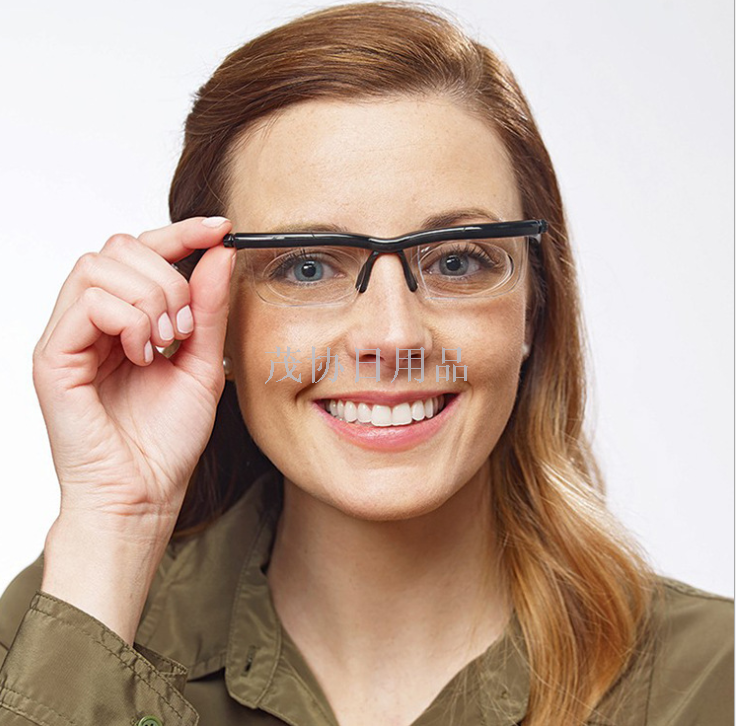 Amazon Dial Vision Adjustable focal length Vision glasses Universal glasses Application Scenario