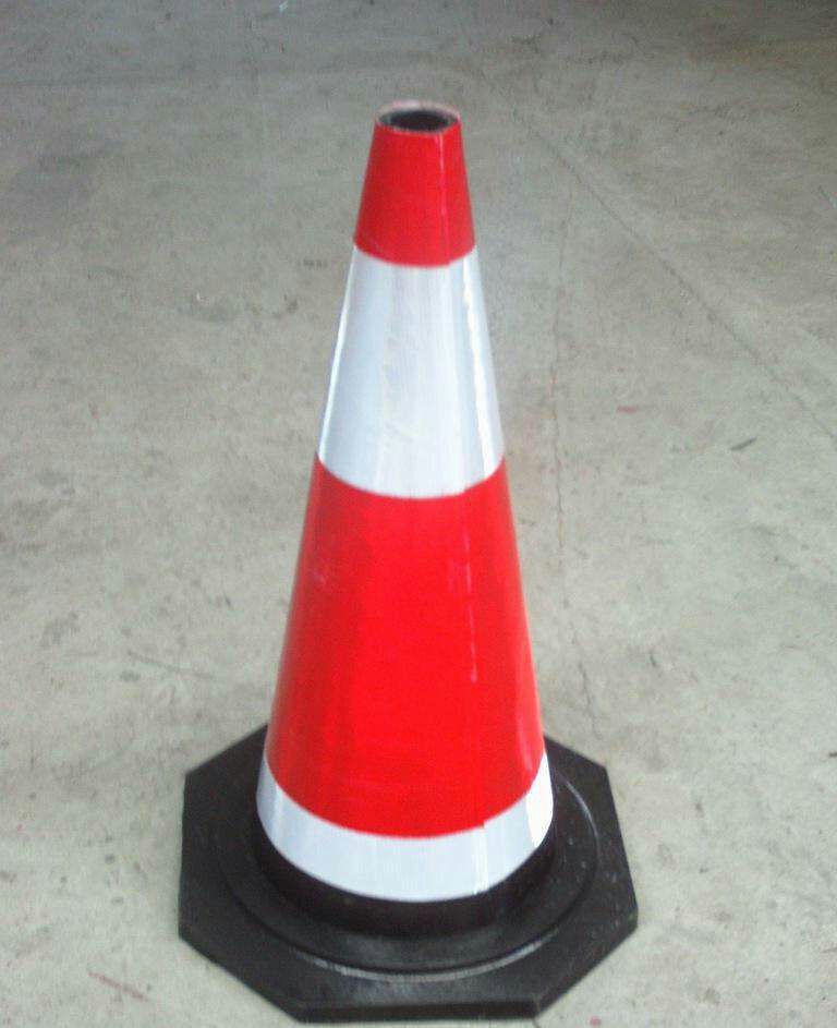 50cm,75cm,90cm,交通反光路锥，橡胶路锥，路障细节图