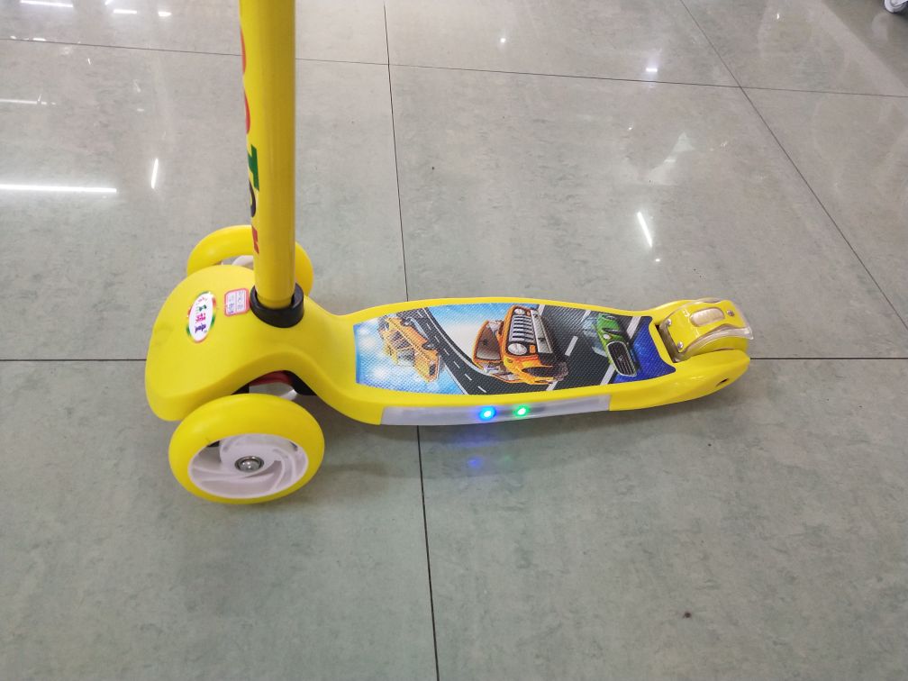 New Style With Music Scooter Pu Wide Wheel With Light Meter High Car Specification drawing