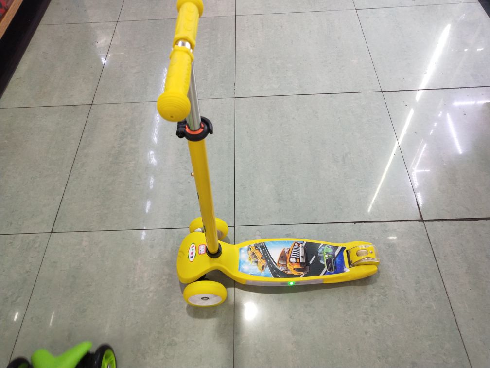New Style With Music Scooter Pu Wide Wheel With Light Meter High Car