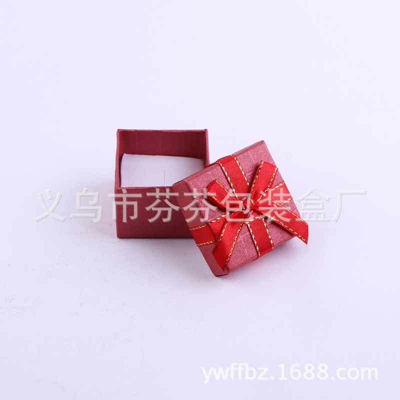 5*5丽格纹双金边精品戒指包装盒 现货饰品礼品盒批发精美首饰盒细节图
