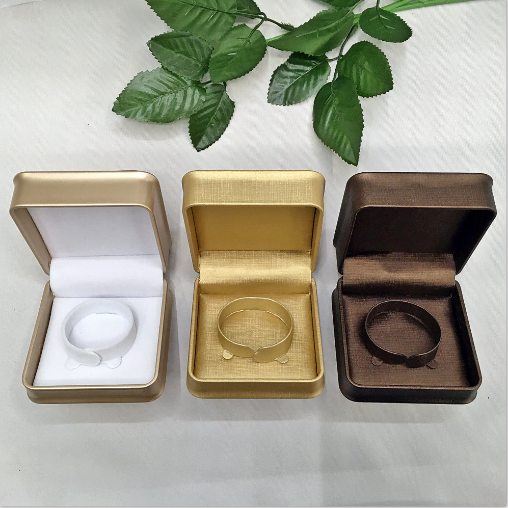 新款批发皮革塑胶戒指盒 耳环 袖扣盒 珠宝饰品盒 首饰包装盒纸盒