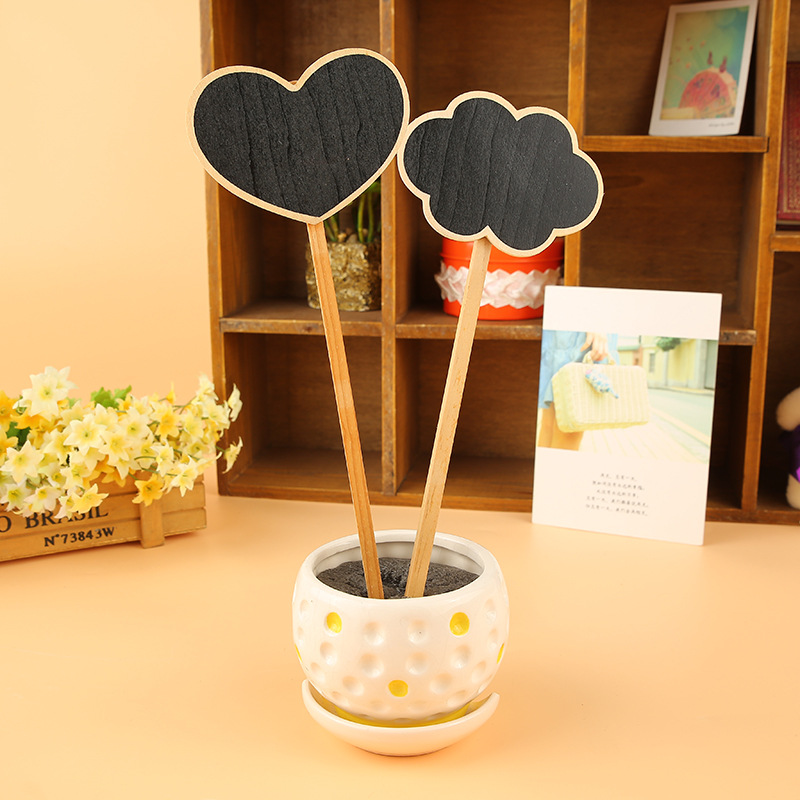 Exquisite handcrafted wooden handicrafts, creative garden identification labels, high-quality small blackboard cuttings factory direct sales details Picture