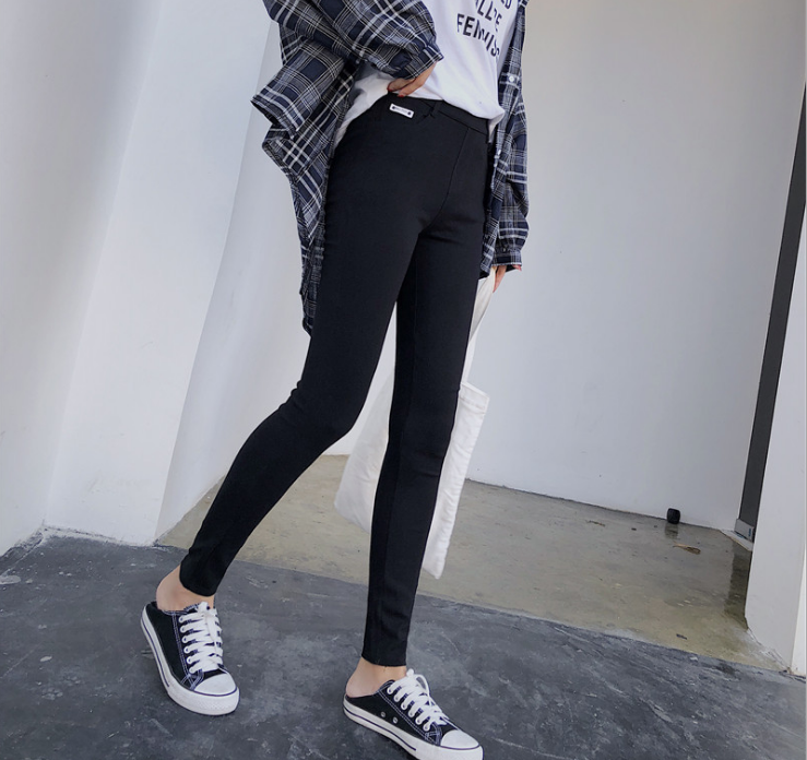 高腰黑色打底裤外穿秋款修身弹力小脚铅笔裤大码女长裤