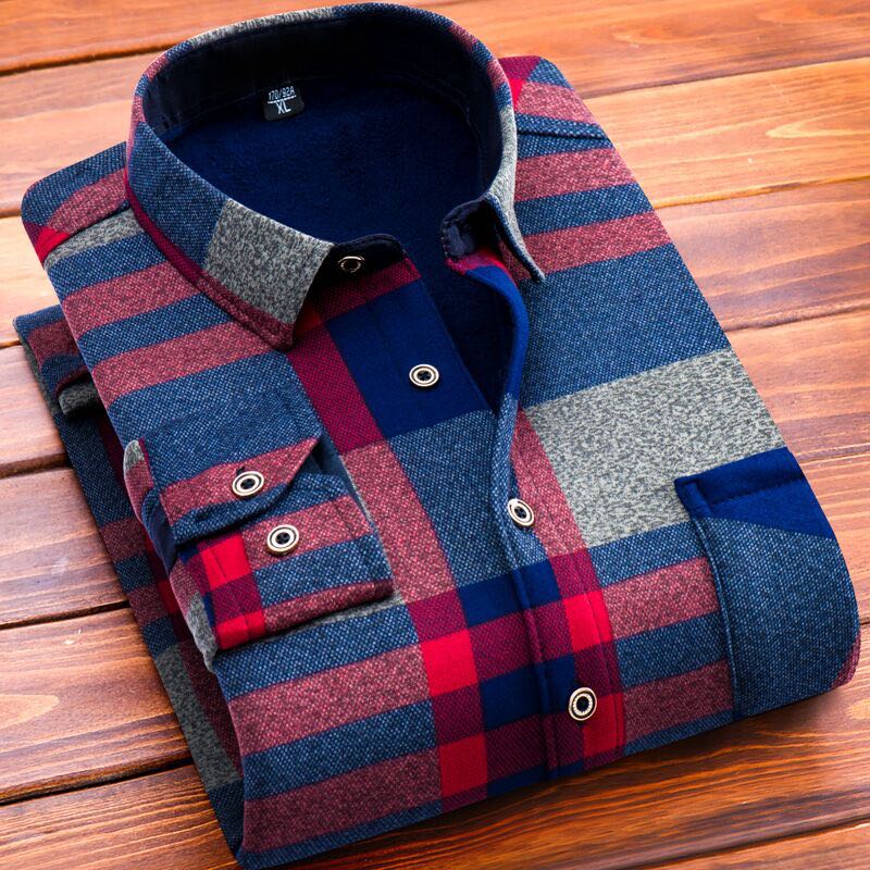 Men's warm and thick shirt for dad with a bird in the style