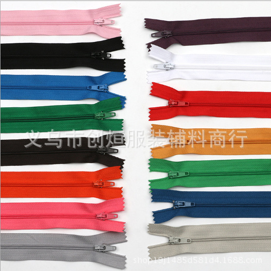Factory direct sales: No. 3 nylon pants zipper, closed tail nylon zipper, color clothing and luggage zipper, 18CM
