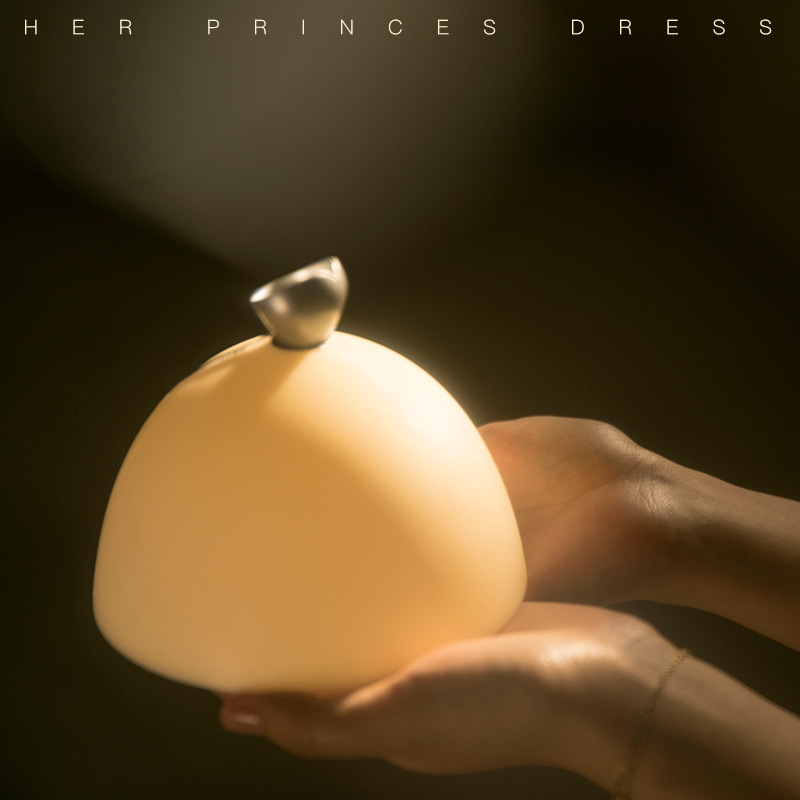 Dream colorful princess dress night light USB charging pat silicone lamp bedside night light Valentine's Day gift