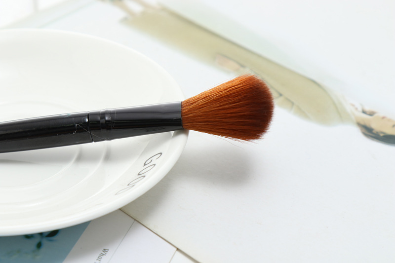 Single pink black women's cheek rouge eye brush pink plastic makeup