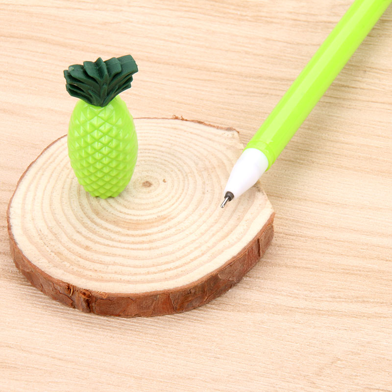 New creative stationery, simple pineapple gel pen, learning signature pen, student stationery products Application Scenario