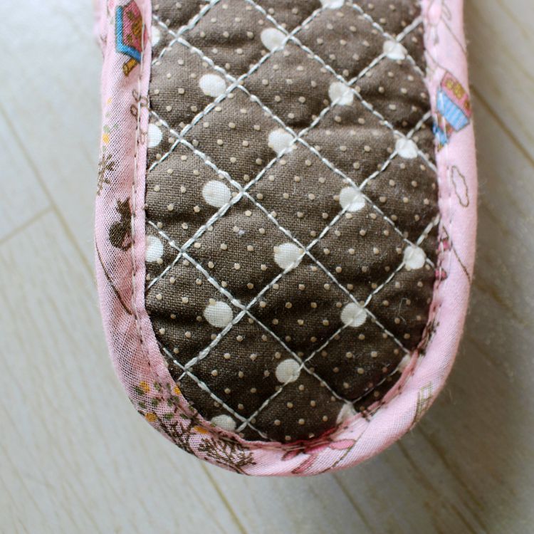 布艺拖鞋实物图