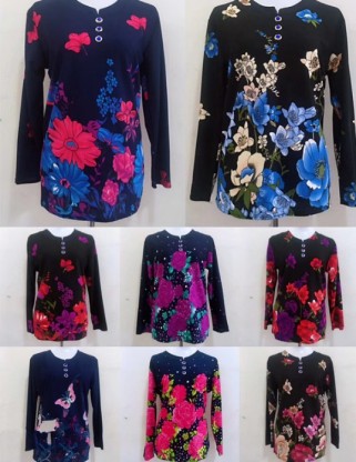 The new women's top for the middle-aged and elderly is positioned as a floral long-sleeved, simple V-neck, three-slit, loose and large-cut style