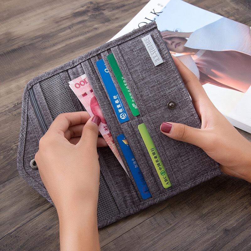 Multi-functional card case, document bag, waterproof travel passport bag, hand-held passport holder for overseas travel Application Scenario