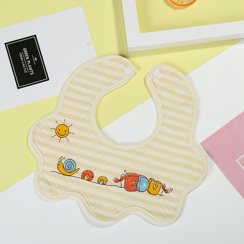 Factory direct sales of infant and toddler anti-stain snap small bibs, round saliva wipes for babies, square bibs for newborns wholesale Application Scenario