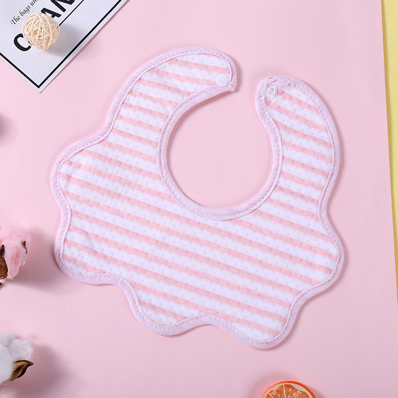 Factory direct sales of 2018 Spring new style color cotton striped snap adjustable baby wavy edge bibs wholesale Specification image
