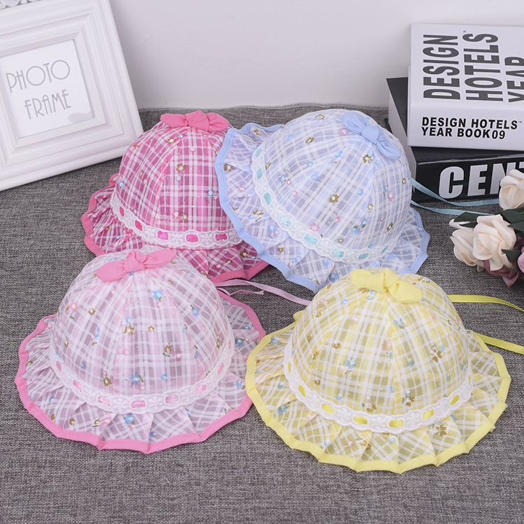 Wholesale of 2018 Spring/Summer new style baby girl checkered drawstring basin hats, travel sun hats and fisherman hats details Picture