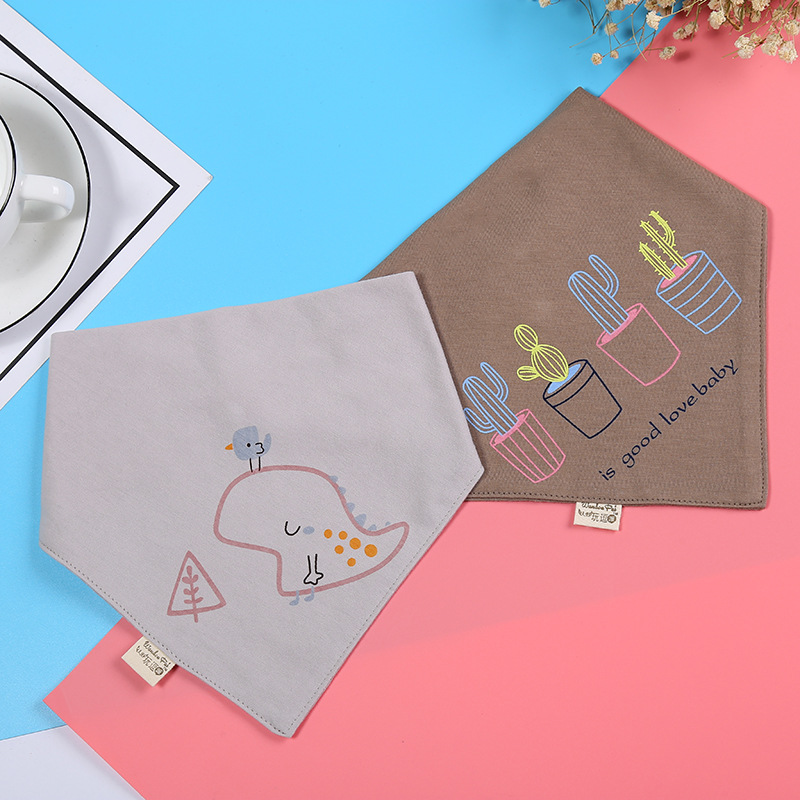 New cotton baby saliva wipes, waterproof printed triangular wipes for infants and children, wholesale from the manufacturer, hot sale in spring Specification image