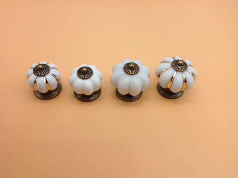 Single button handle, plastic single button handle, cabinet handle
